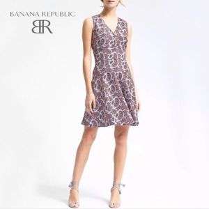 🆕 Banana Republic Piped Paisley Print Dress 0